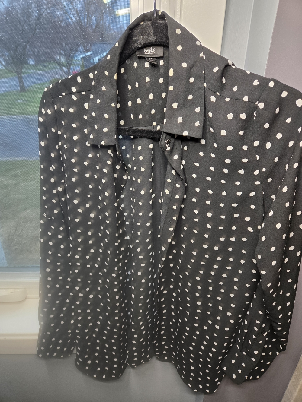 Mossimo Black & White Polka Dot Button-Up Blouse